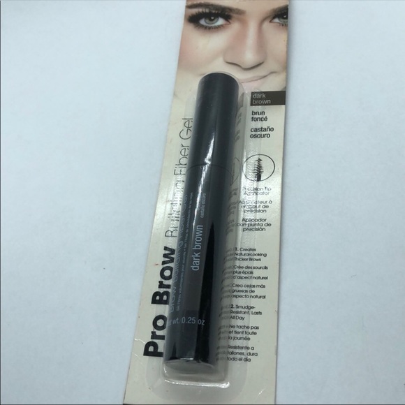 Clinique Powder Blusher, Lipstick, Brow gel - Picture 6 of 6